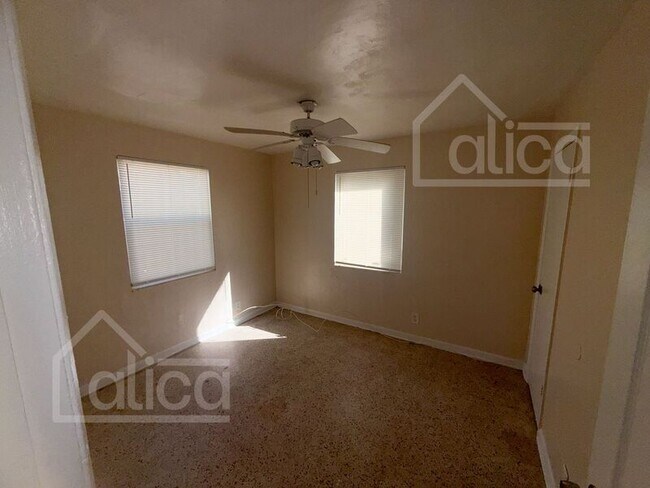 Foto del edificio - 625 8th St