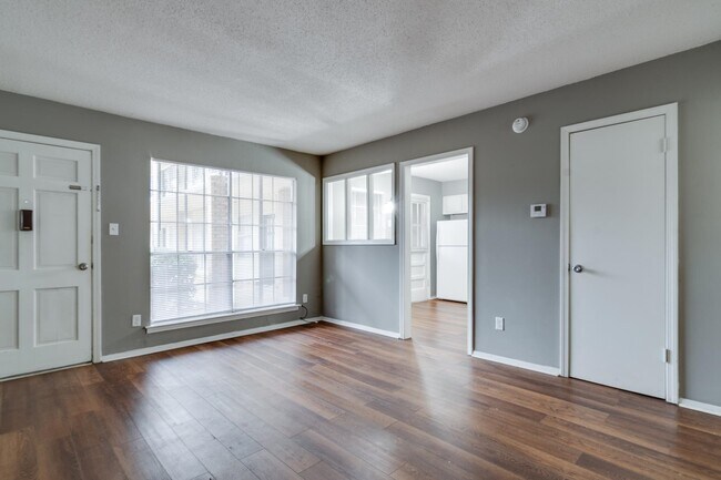 Foto del edificio - 3646 Spottswood Ave