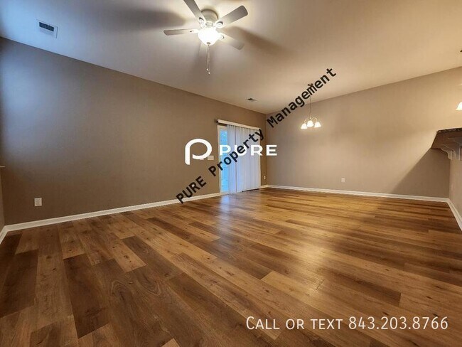 Building Photo - 1204 N University Dr