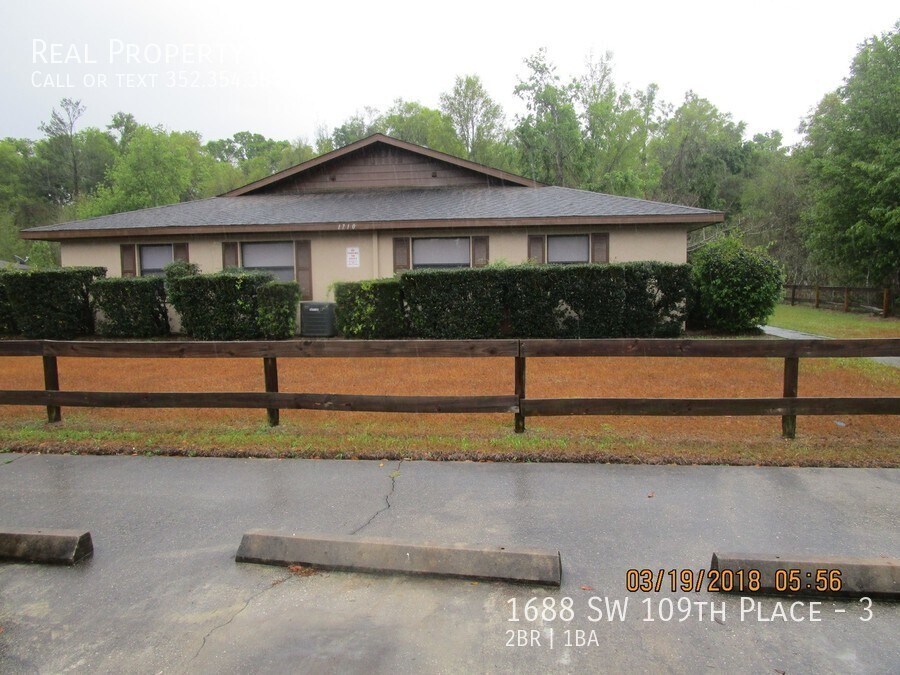 Primary Photo - DESIRABLE SOUTHWEST OCALA LOCATION