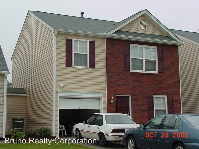 Primary Photo - 180 Meadowridge Dr