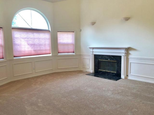 Foto del edificio - 5 bedroom in Shoreline WA 98155