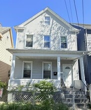 Building Photo - 660 Charles St