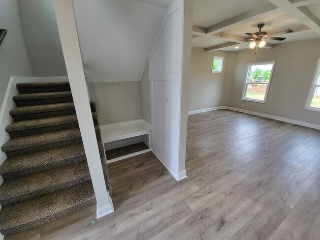 Foto del edificio - 201 King Rd