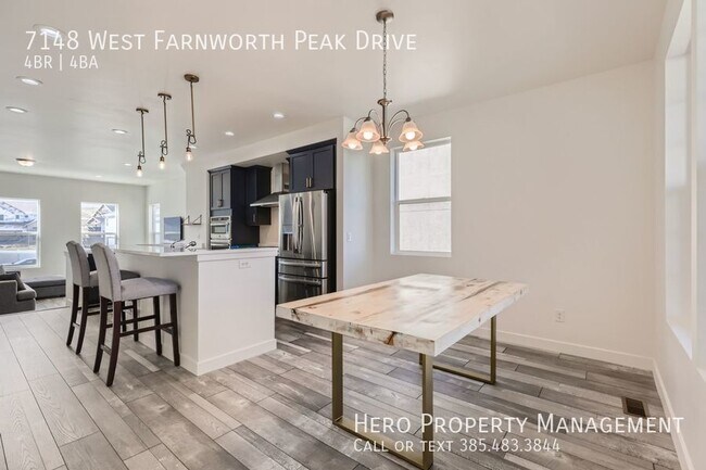 Foto del edificio - Wonderful Nearly Brand New Townhouse!