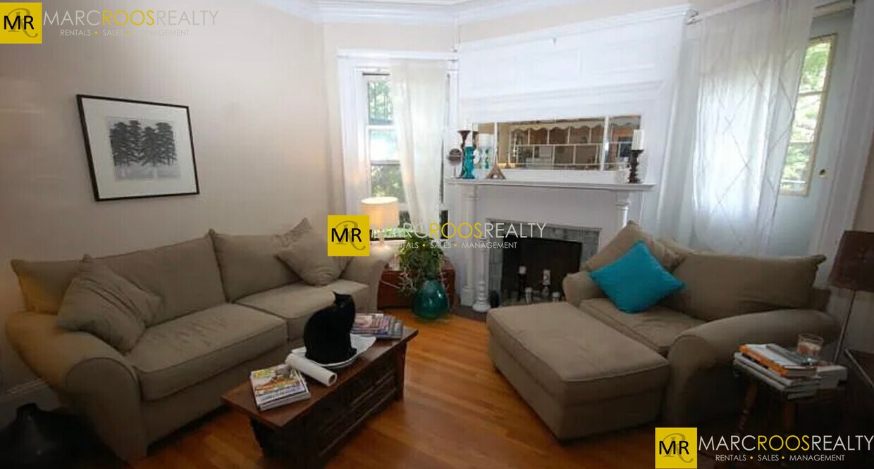 Foto principal - 1061 Beacon St