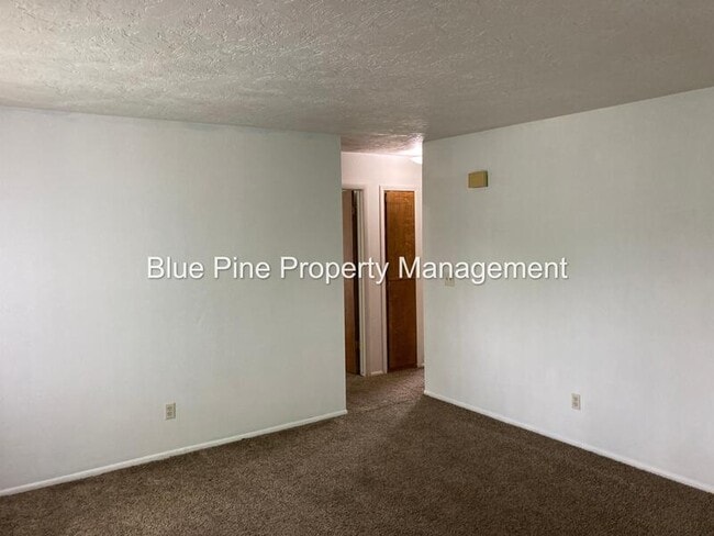 Building Photo - 1474 Benton St