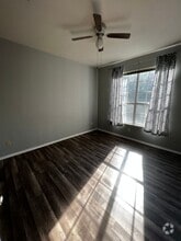 Building Photo - 201 Colima Ct