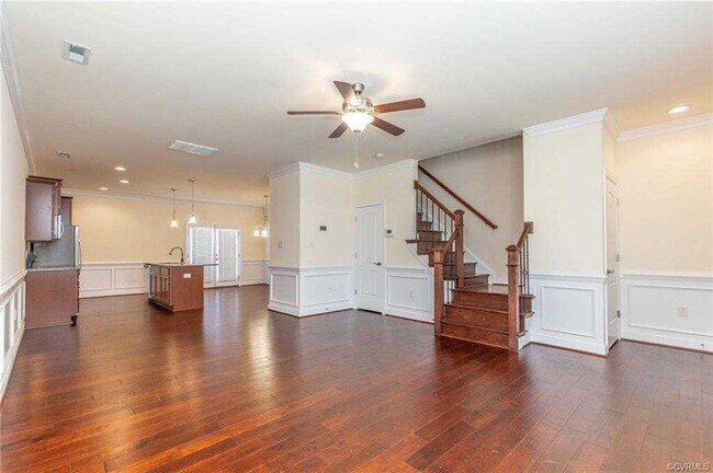 Foto del edificio - 7348 Pebble Lake Dr