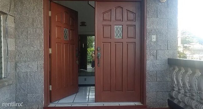 Foto del edificio - 91-1001-1001 N Rd