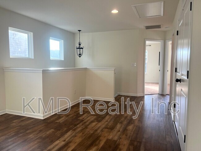 Building Photo - 13259 Savannah Point Dr