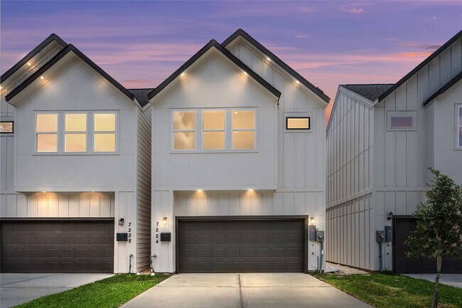 Foto del edificio - 7224 Avenue B