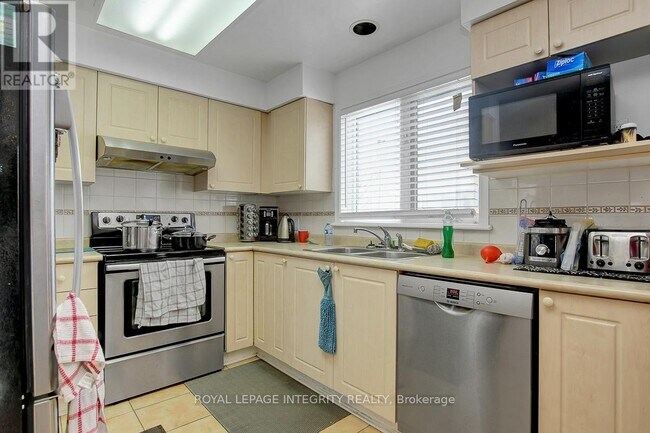 Photo du bâtiment - 4487 Harper Ave