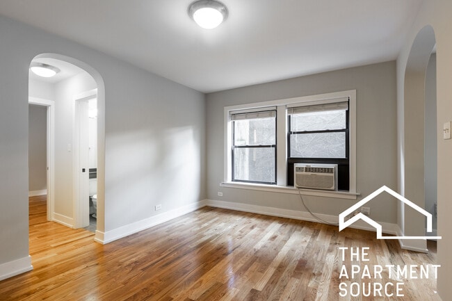 Foto del edificio - 550 W Arlington Pl