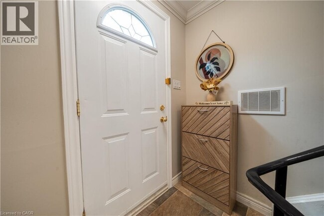 Photo du bâtiment - 1548 Westminster Pl