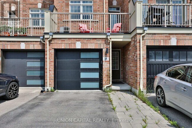 Building Photo - 45 Dundas Way
