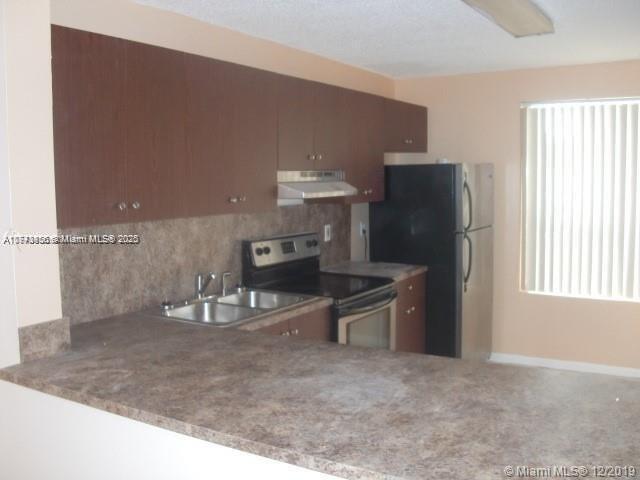 Foto principal - 1 bedroom in Miramar FL 33025