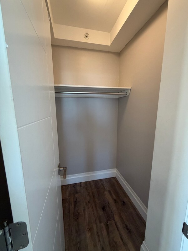 Building Photo - 106 N Grove St