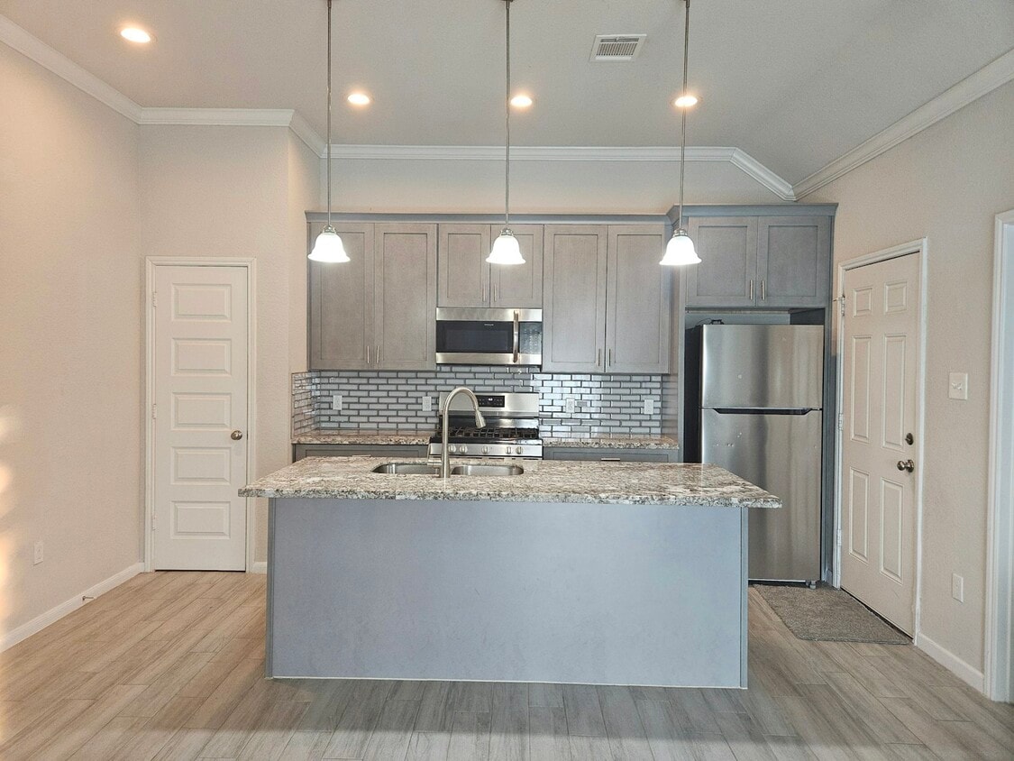 Photo - 4801 Wenda Street, Unit B