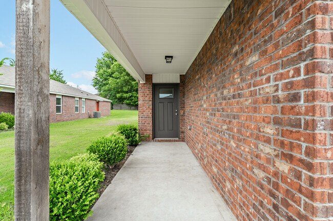 Foto del edificio - 228 W Marietta Way
