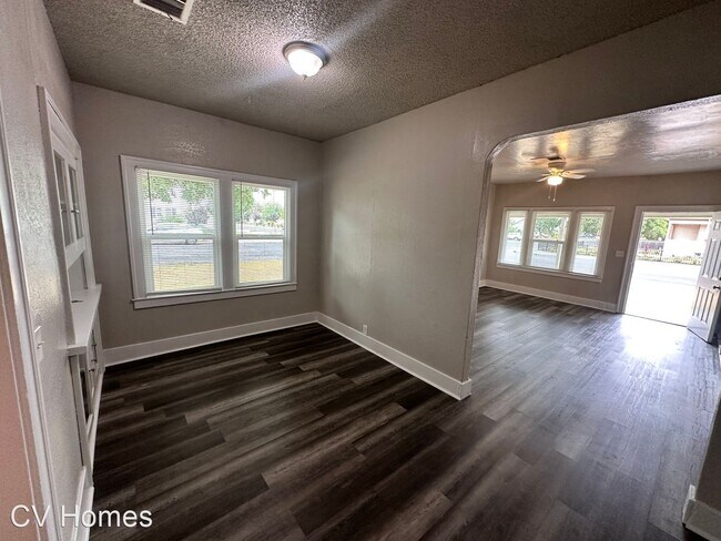 Building Photo - 2 br, 1 bath House - 600 Neville St