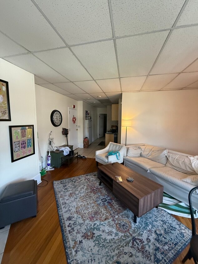 Photo - 879 Beacon St