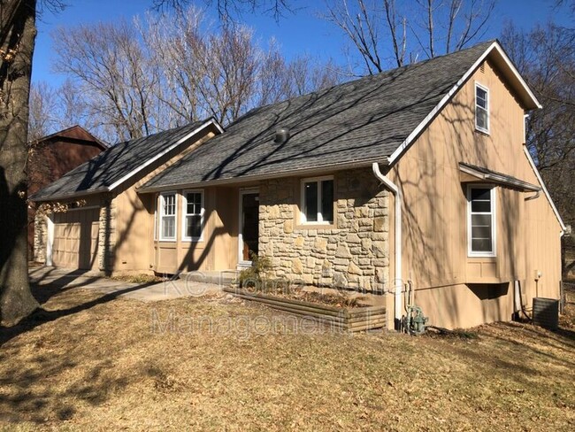 Building Photo - 6225 Mullen Rd