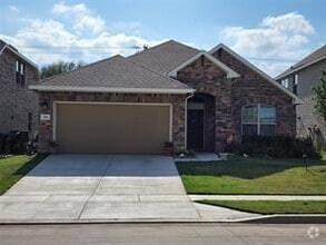 Building Photo - 1904 Highlander Ct