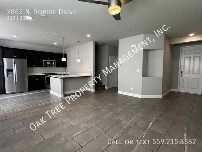Building Photo - 2862 N Sophie Dr