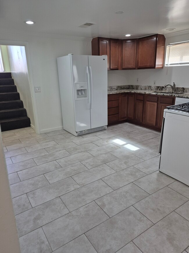Kitchen - 1600 Tabor St House