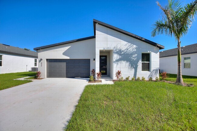 Foto del edificio - Newly built! - 1790 Model A - 4 Bed/2 Bath...