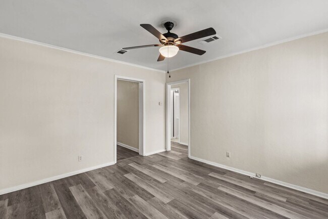 Foto del edificio - 1208 N D St