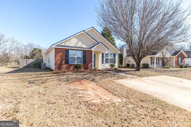 Building Photo - 404 Chadwyck Cir