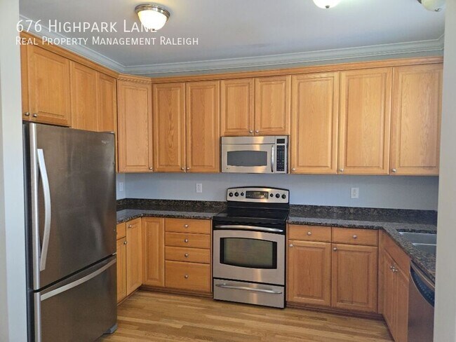 Foto del edificio - 676 Highpark Ln