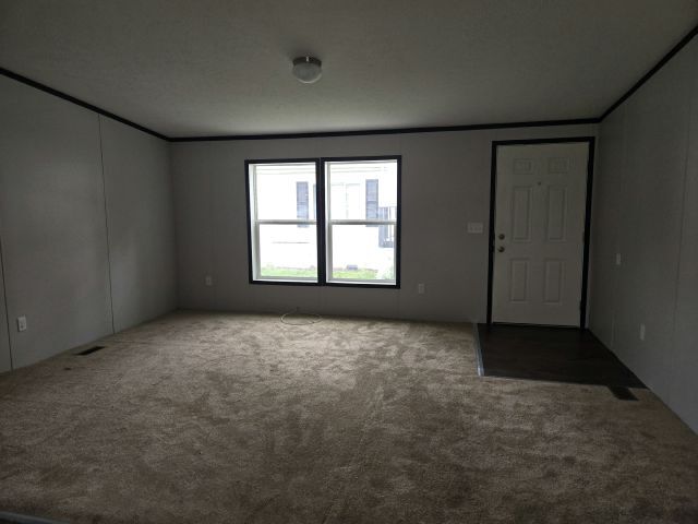 Foto del edificio - 85 Waterview Pkwy