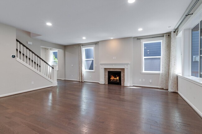 Foto del edificio - 1531 246th Ave NE