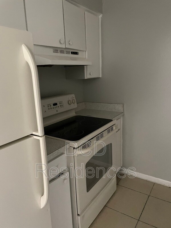 Foto del edificio - 4109 E Linebaugh Ave.