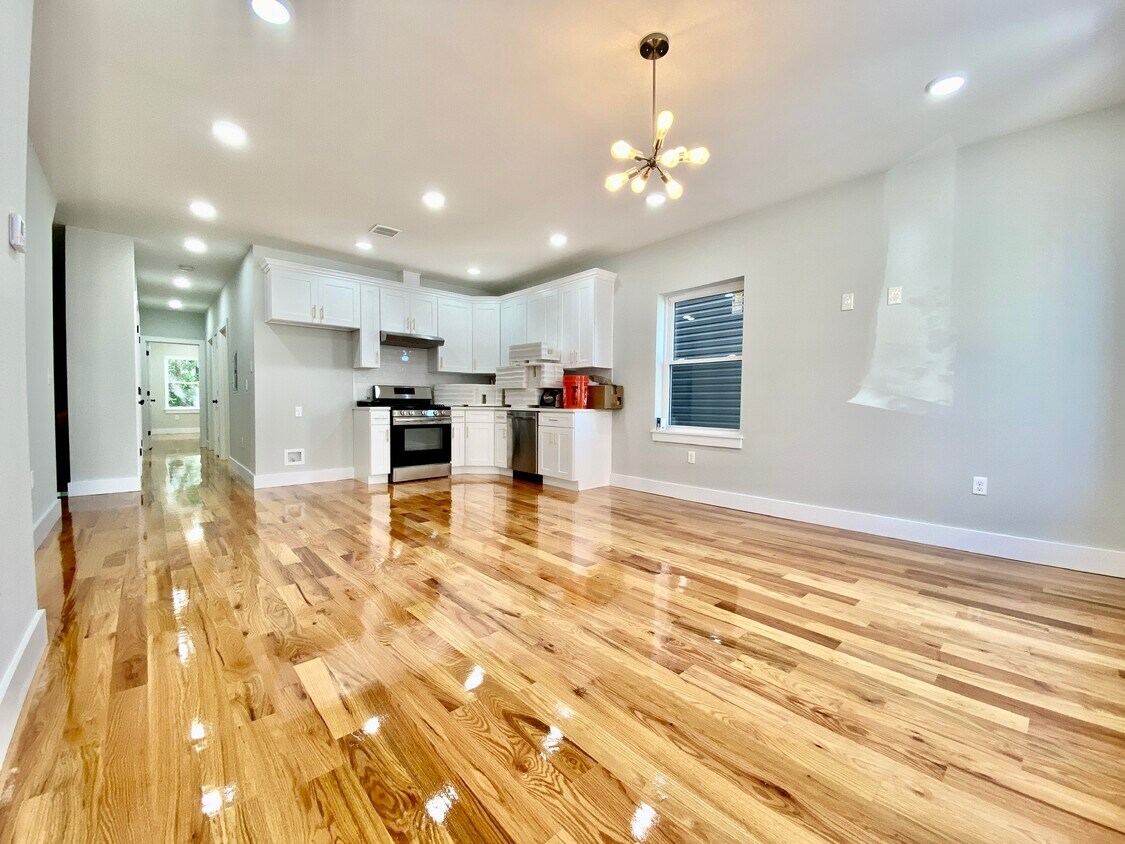 183 Gates Ave, Jersey City, NJ 07305 Townhome Rentals in Jersey City NJ