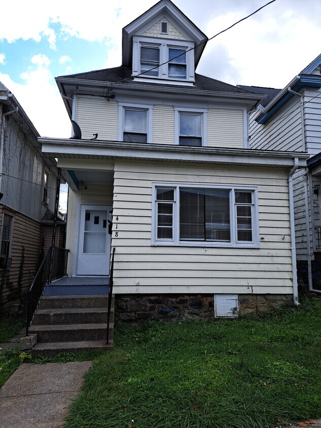 Primary Photo - 418 N 3rd St