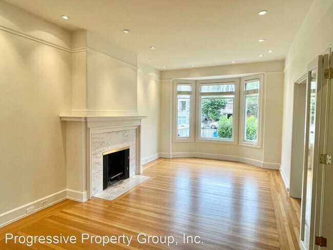 Building Photo - 4 br, 3.5 bath House - 1812 Broadway Unit B