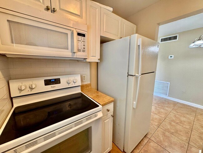 Foto del edificio - 1651 NE 33rd St
