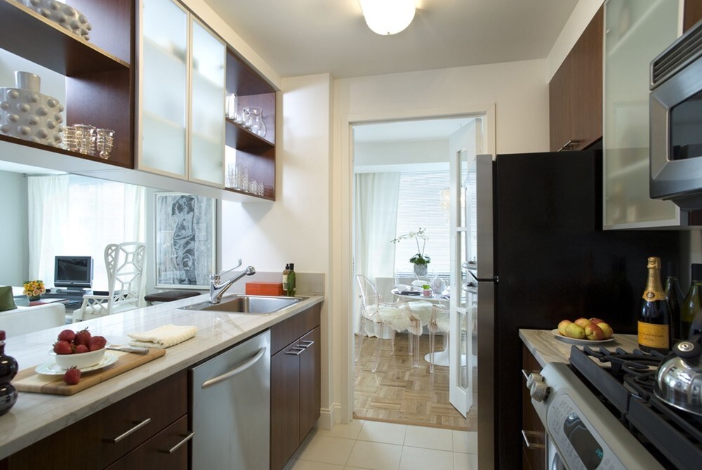 Foto principal - 217 E 96th St