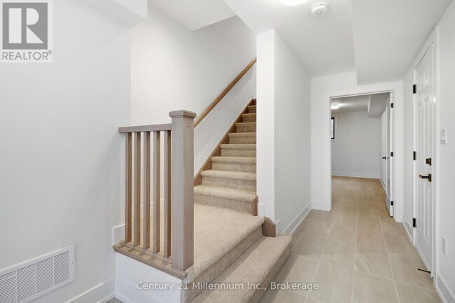 Building Photo - 117 Sladden Ct