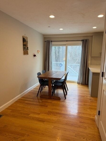 Building Photo - 1418 Main St