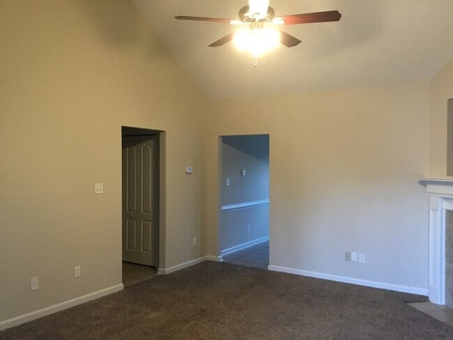 Building Photo - 4042 Rosedale Pl
