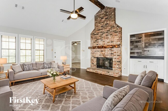 Foto del edificio - 9460 Woodcutter Ln