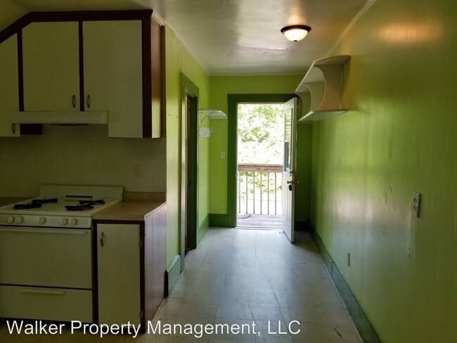 Foto del edificio - 633-635 Central Ave