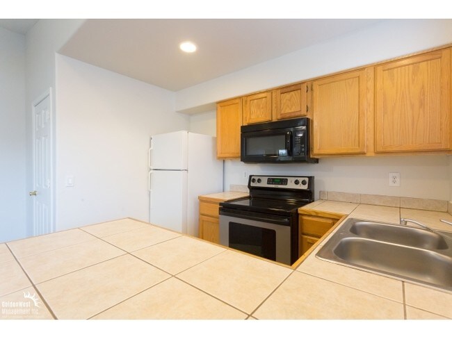 Foto del edificio - 1721 W Carol Ave