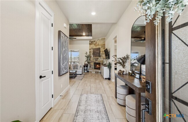 Foto del edificio - 3015 Whitetail Trail