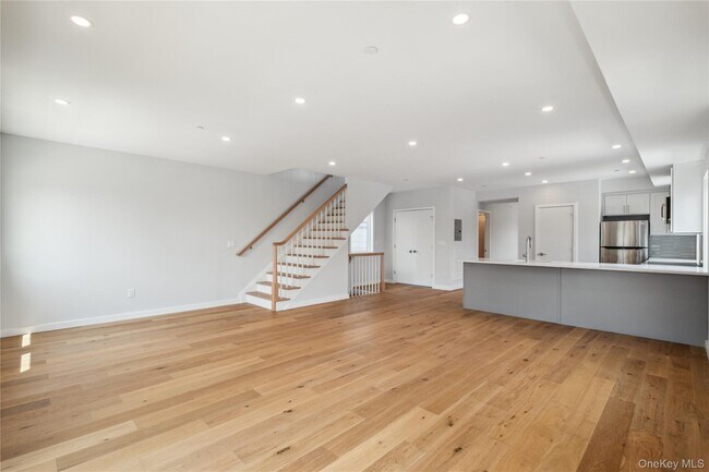 Foto del edificio - 46 Hudson St